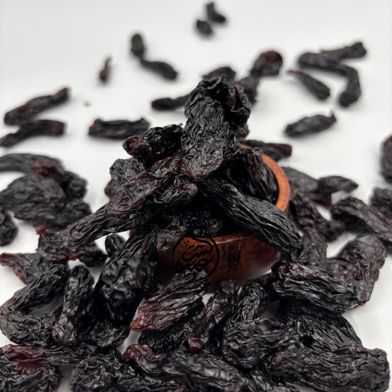 Long black raisins زبيب أسود طويل - بهارات و عطارة السعيد