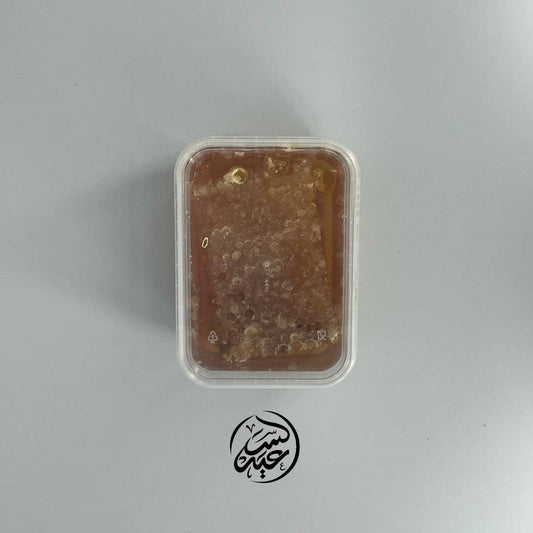 Honey with Honeycomb عسل مع شمعه - بهارات و عطارة السعيد