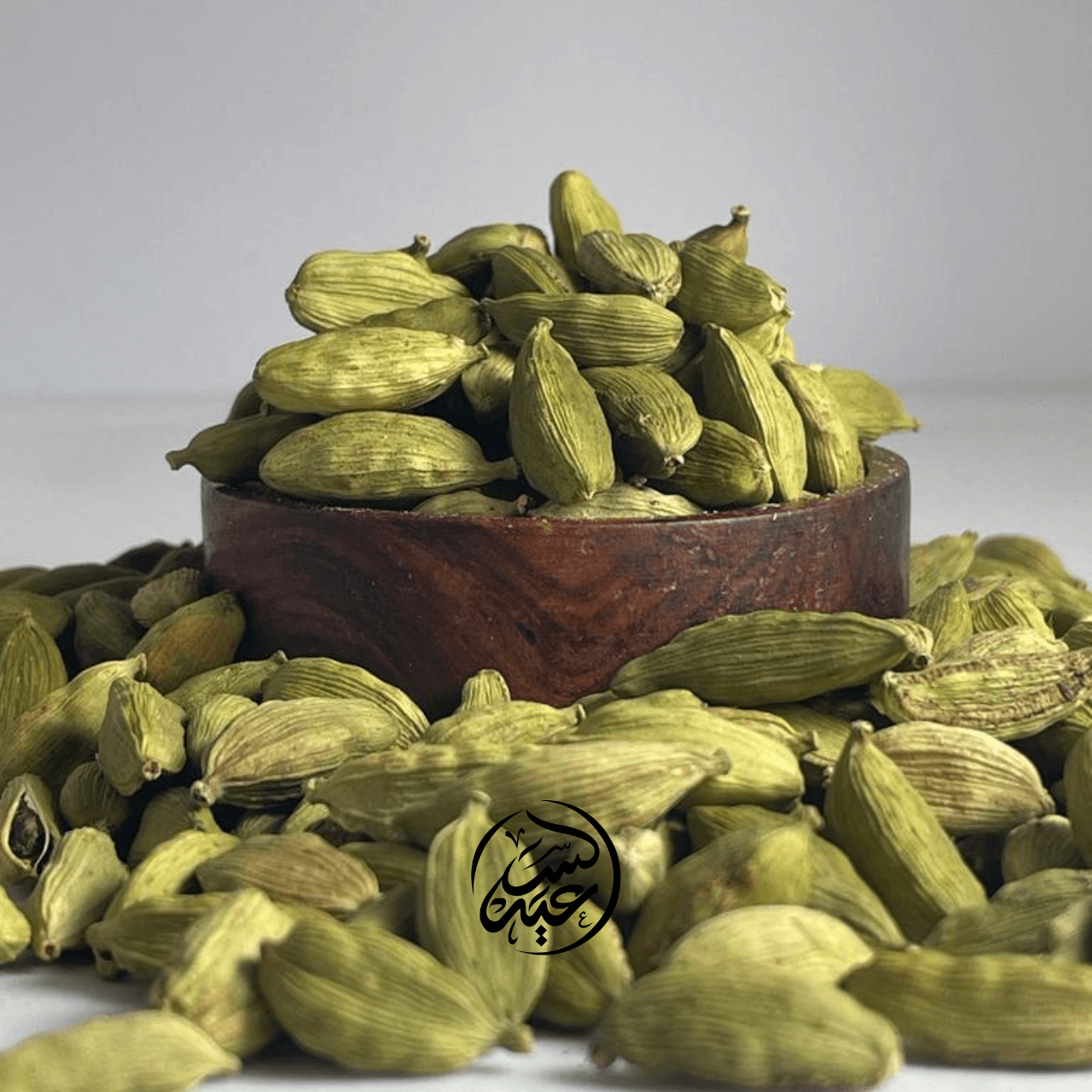 Jumbo Green Cardamom هيل أخضر جامبو - بهارات و عطارة السعيد