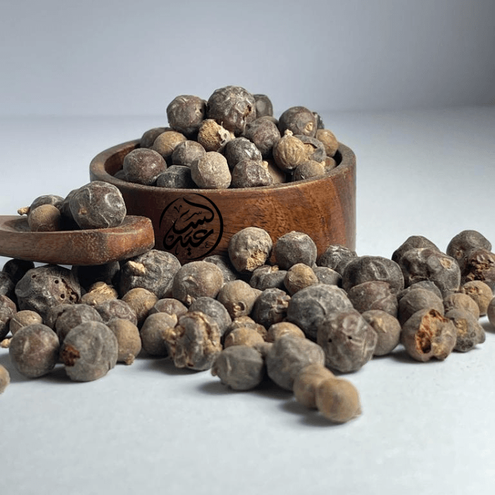 Juniper Berries توت العرعر - بهارات و عطارة السعيد