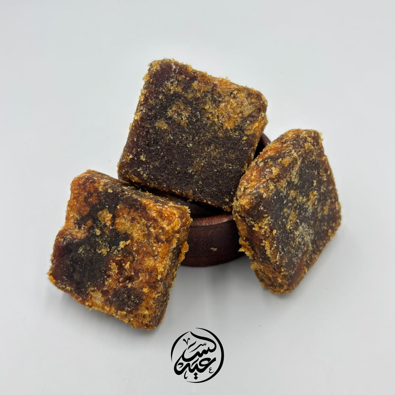 French amber cubes مكعب عنبر فرنسي - بهارات و عطارة السعيد
