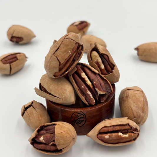 Unshelled roasted pecan بيكان محمص بنكهة الفانيليا - بهارات و عطارة السعيد