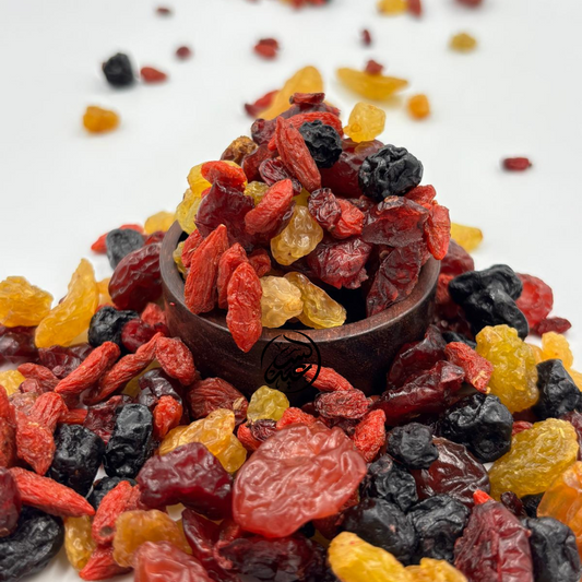 Raisins and Berries Mix مزيج الزبيب والتوت المجفف