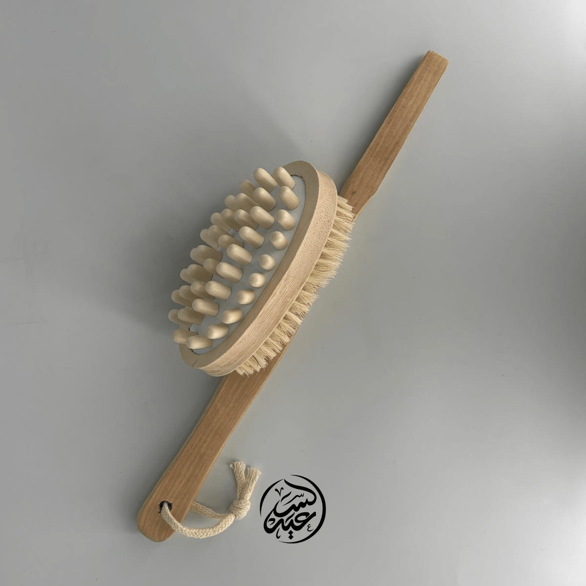 Wooden Bath Brush فرشاة استحمام خشبية برأس تدليك - بهارات و عطارة السعيد